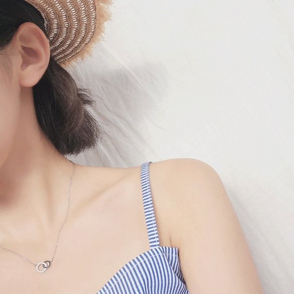 NEW 925 Sterling Silver Diamond Circle Necklace B - Picture 3 of 13